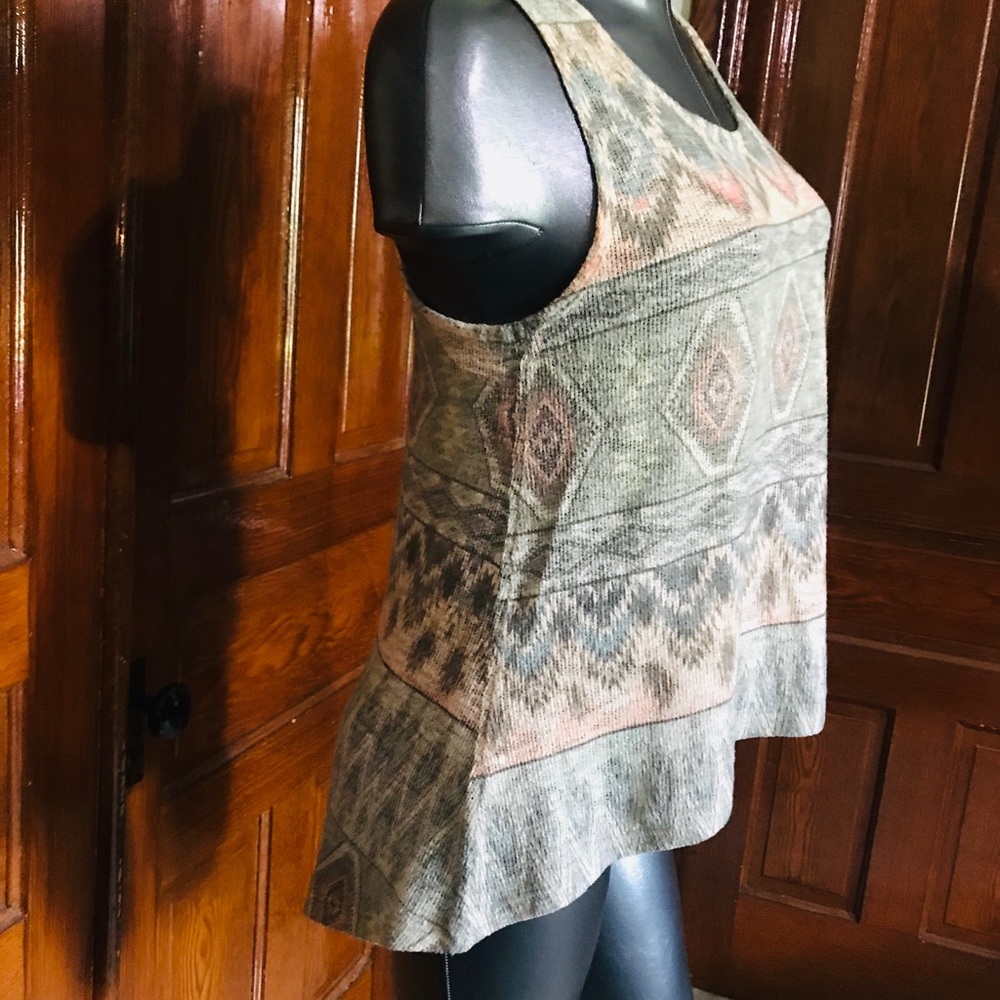 Tank top - Picture 2 of 2